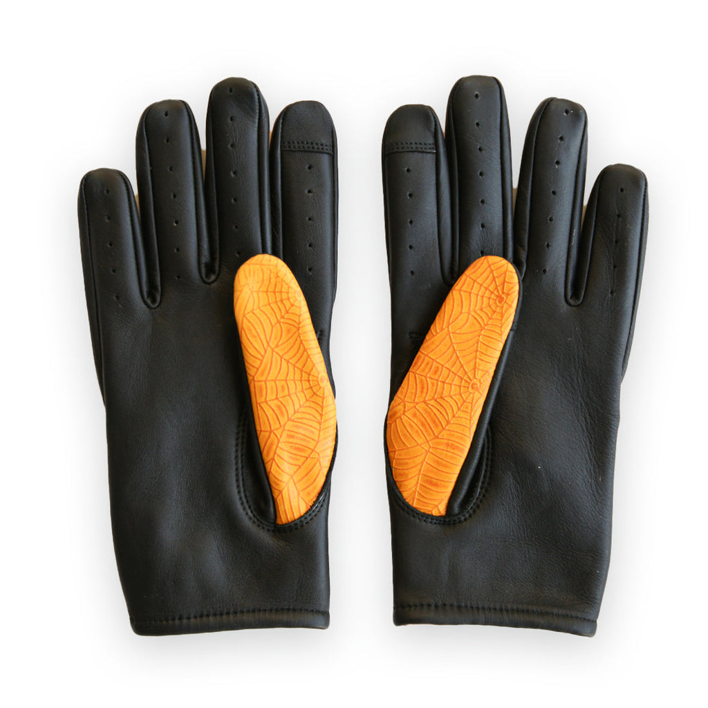 Yellow Spider Web Vintage Clasped Gloves